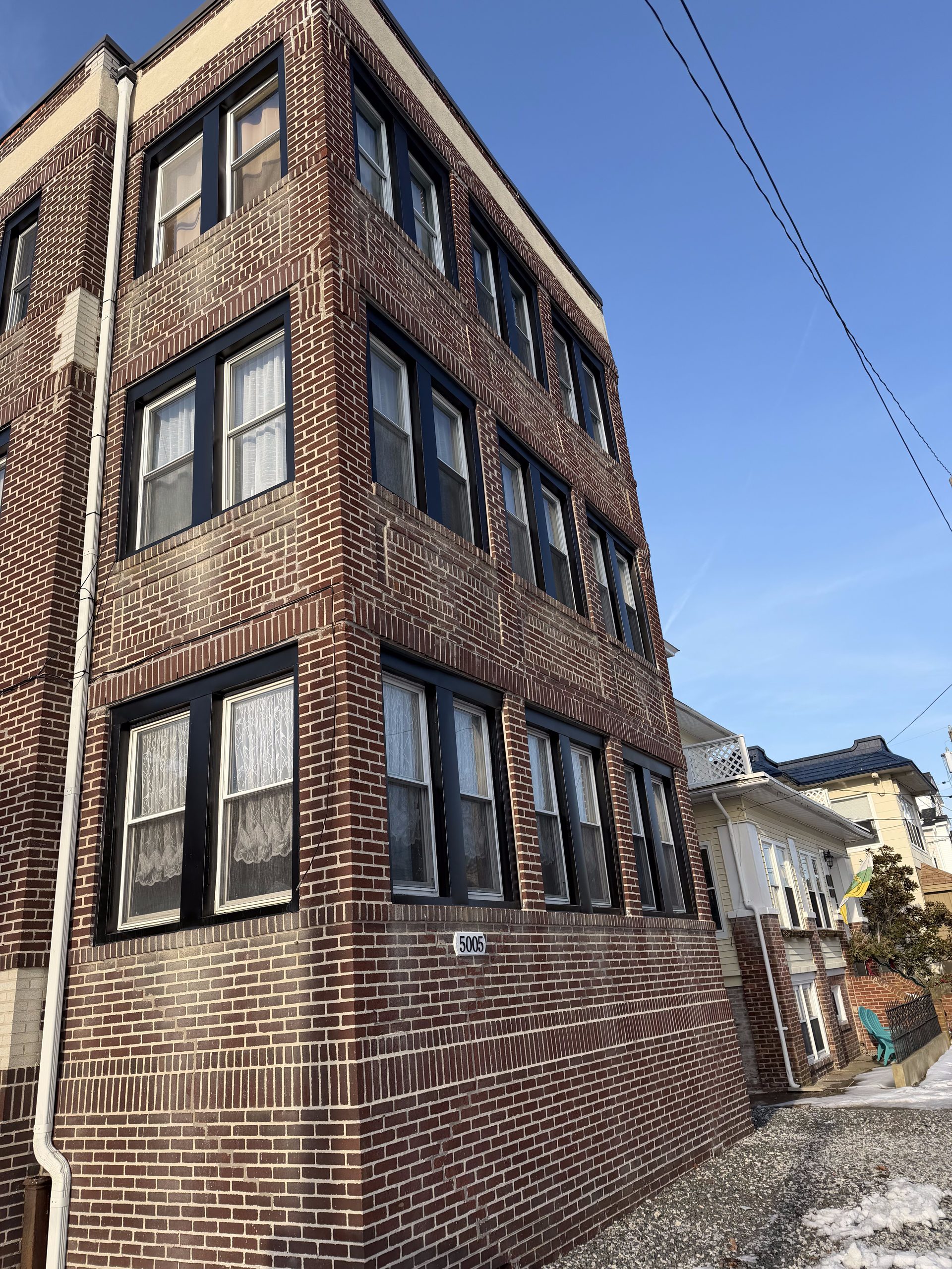 106 Windows Black Aluminum Capping — photo 2