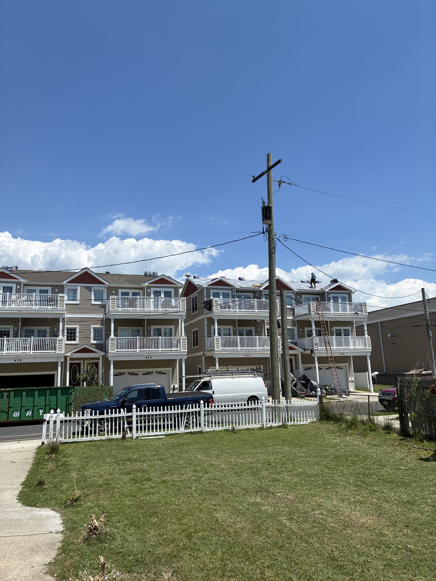 8-Unit Condominium Shingle Roof — Be Shore Exteriors