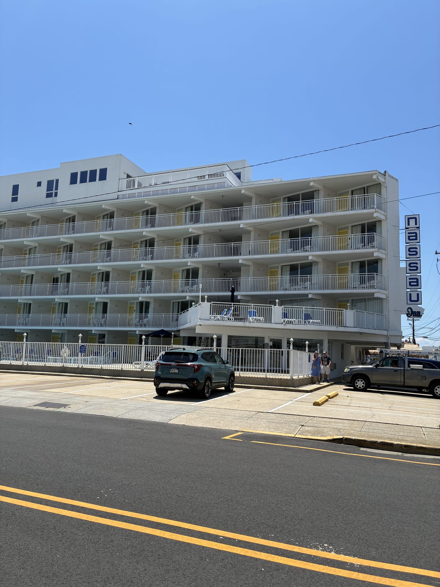 Flat Granulated Rubber Roof — Be Shore Exteriors