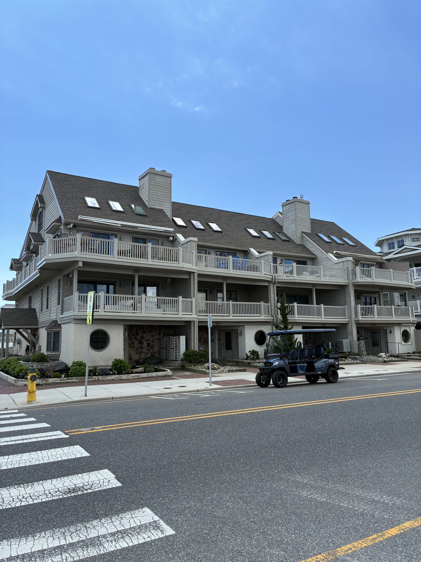 Weatherwood Shingles — Condominium — Be Shore Exteriors